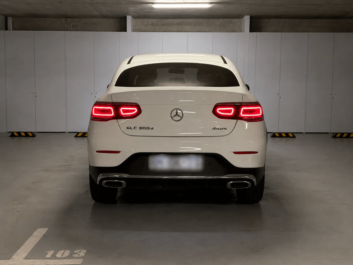 MERCEDES BENZ GLC 300 2.0 D Coupé Fl At 4x4 Diesel año 2022