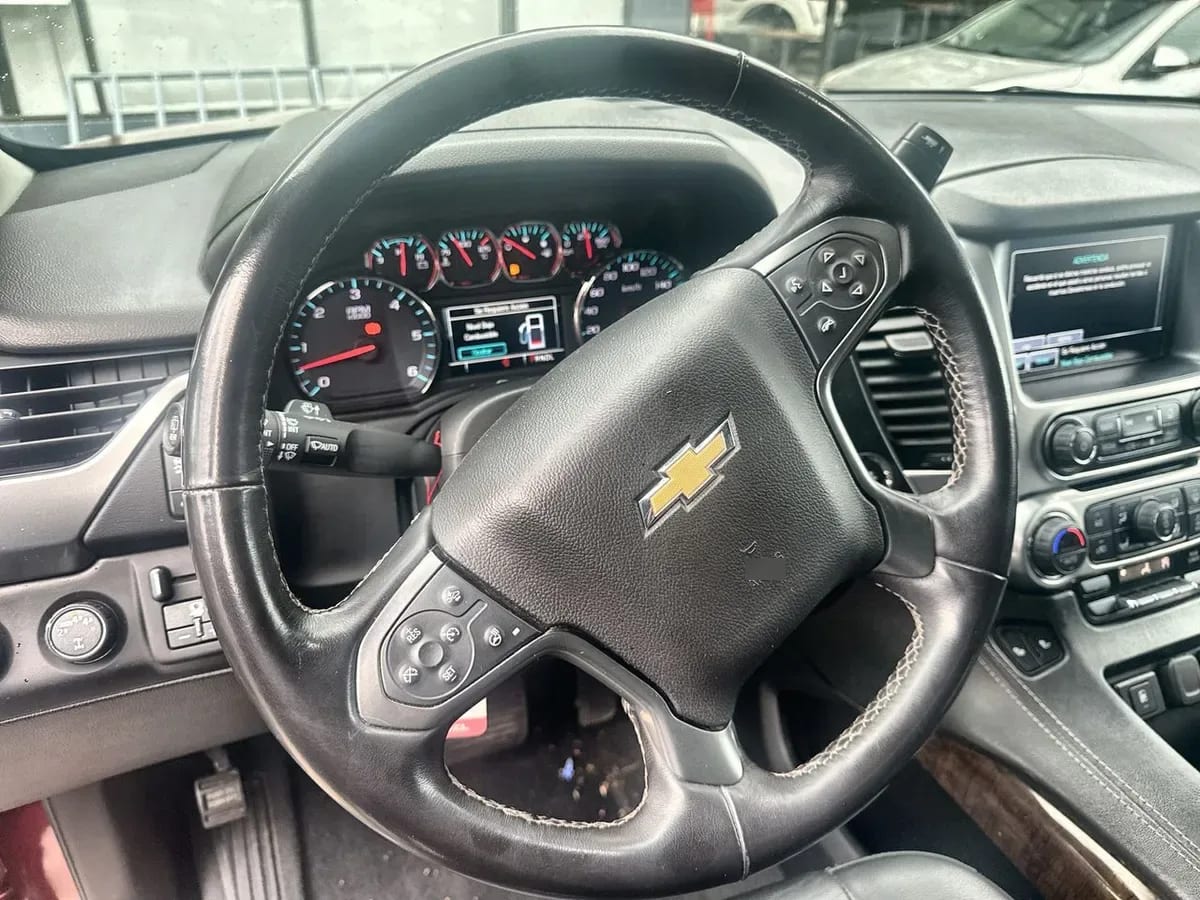 Chevrolet Tahoe 5.3 Z71 4x4 At 5p año 2021