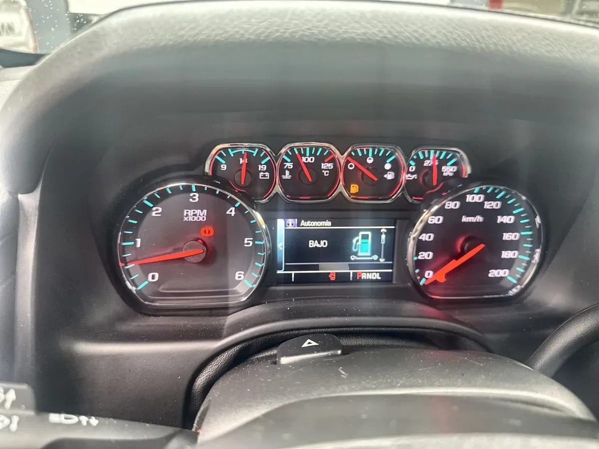 Chevrolet Tahoe 5.3 Z71 4x4 At 5p año 2021