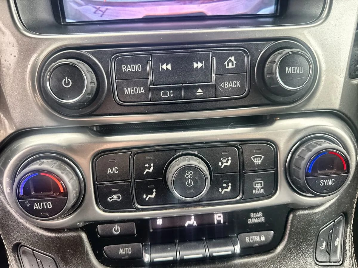Chevrolet Tahoe 5.3 Z71 4x4 At 5p año 2021