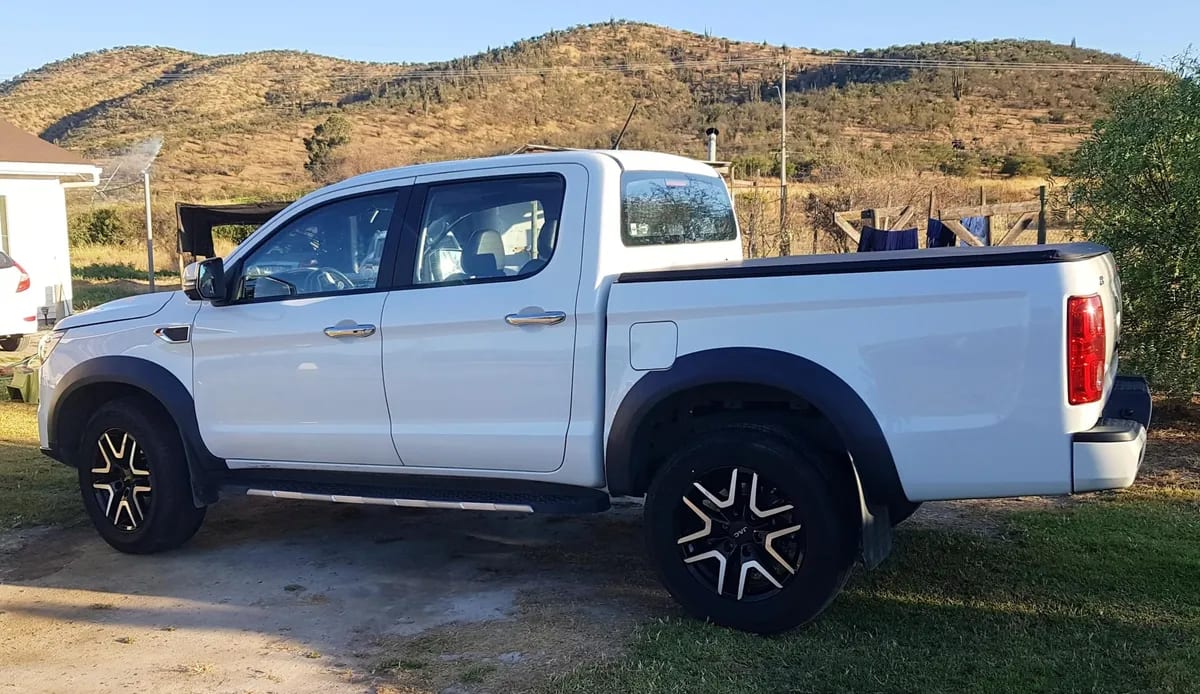 JAC T8 2.0 Advance Mt 4x4 Diesel año 2023