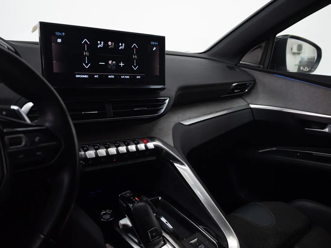 Peugeot 3008 1.6 Gt Puretech 180 At año 2022