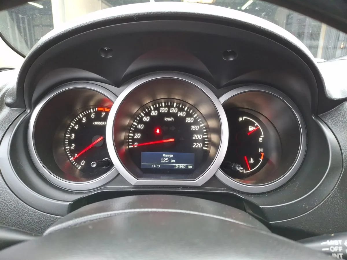 Suzuki Grand Vitara 2.4 Glx Nav 4wd Mt 3p año 2019