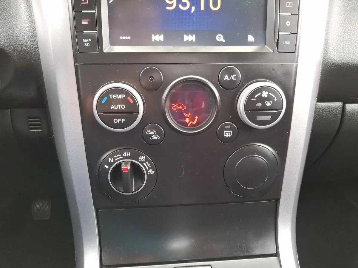 Suzuki Grand Vitara 2.4 Glx Nav 4wd Mt 3p año 2019