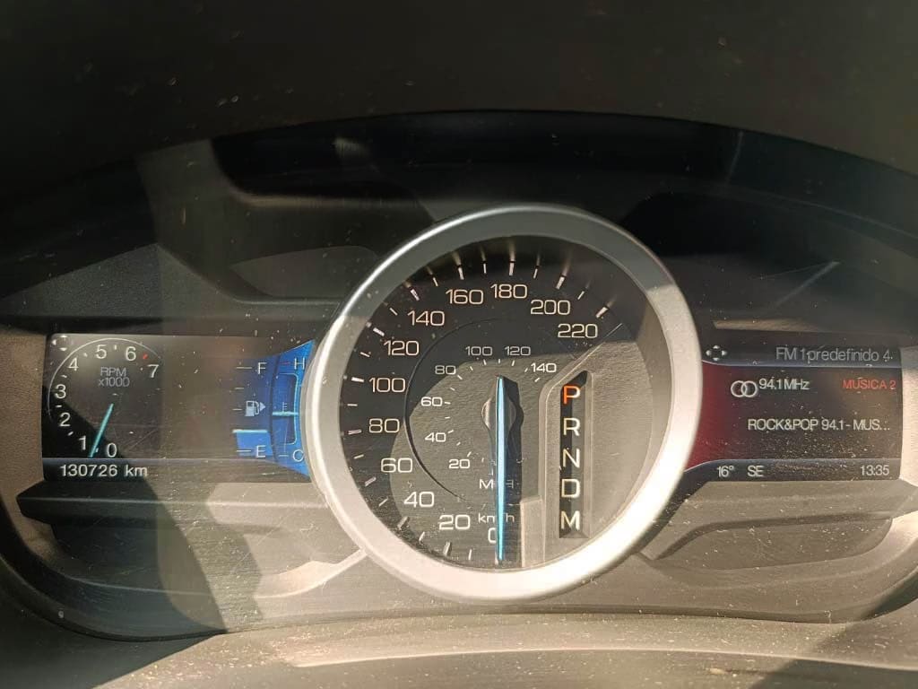 Ford Explorer Xlt 4x2 año 2014