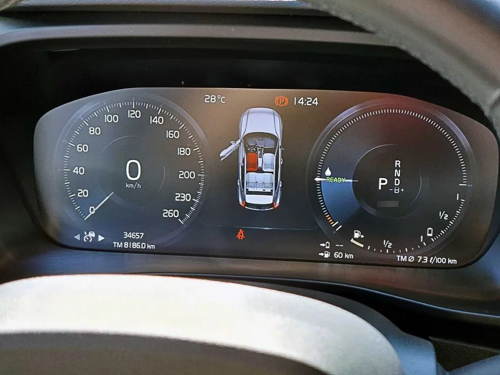 Volvo Xc40 T5 Hybrid R Design 1.5 At año 2023