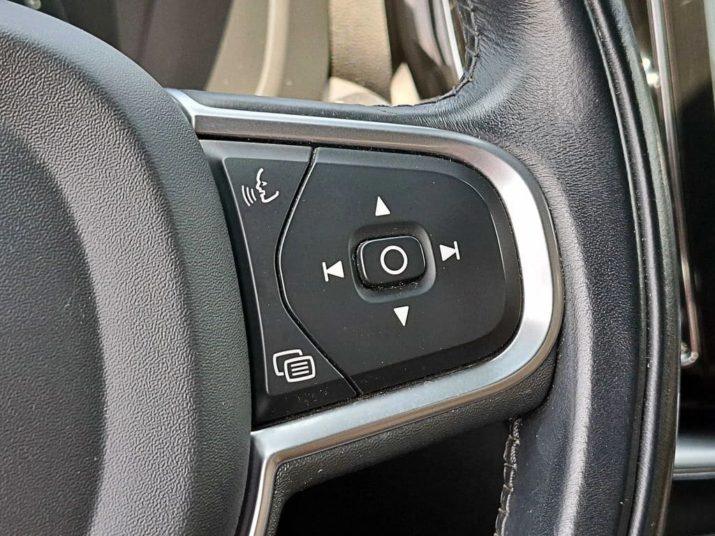 Volvo Xc60 2.0 T5 4x4 At 5p año 2021