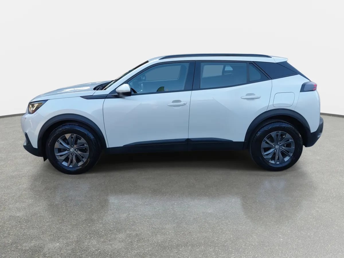 Peugeot 2008 1.2 Active Puretech 4x2 130 Mt 5p año 2021