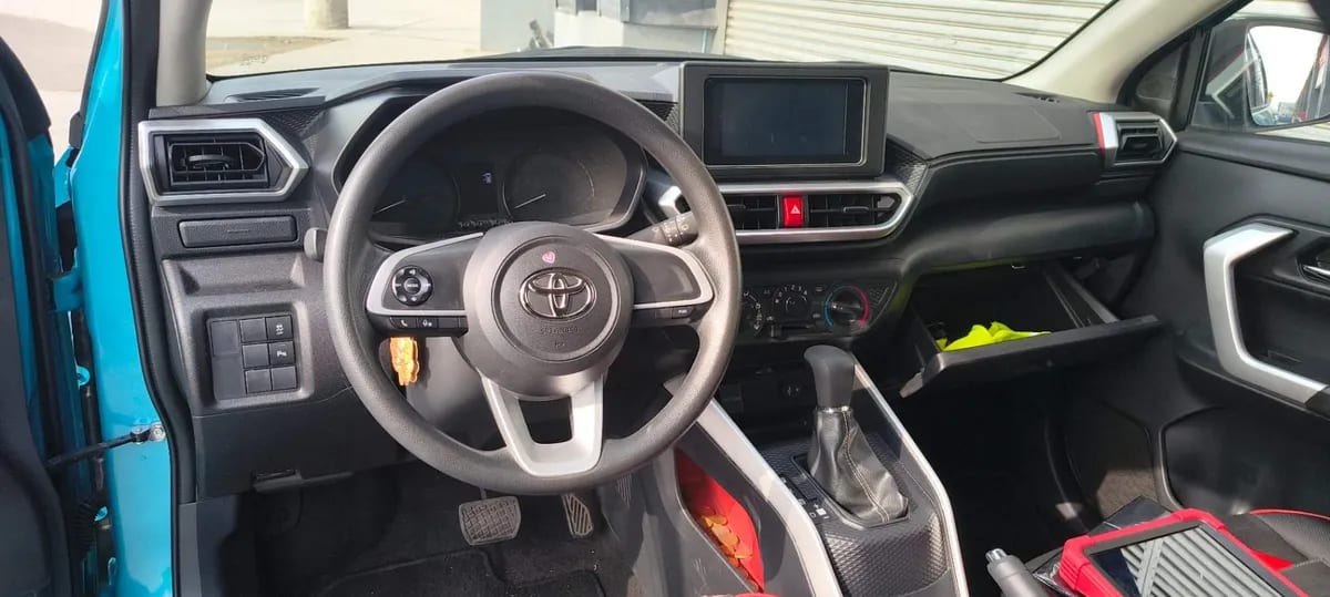 Toyota Raize 1.2 E 4x2 At 5p año 2022