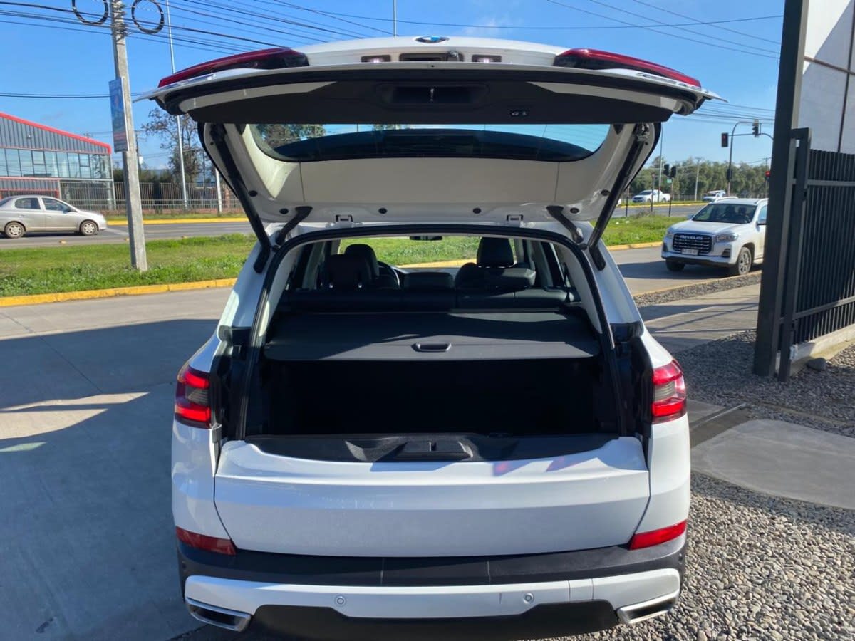 BMW X5 Xdrive 40i 4x4 3.0 año 2023