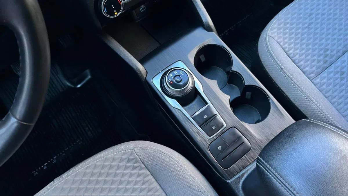 Ford Escape 2.5 Atkinson Se Hybrid Fwd At año 2023