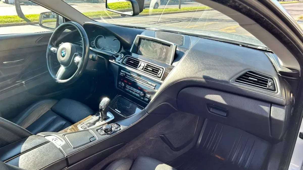 Bmw 650i Coupe  Aut 4.4 4x2 At 2p año 2015
