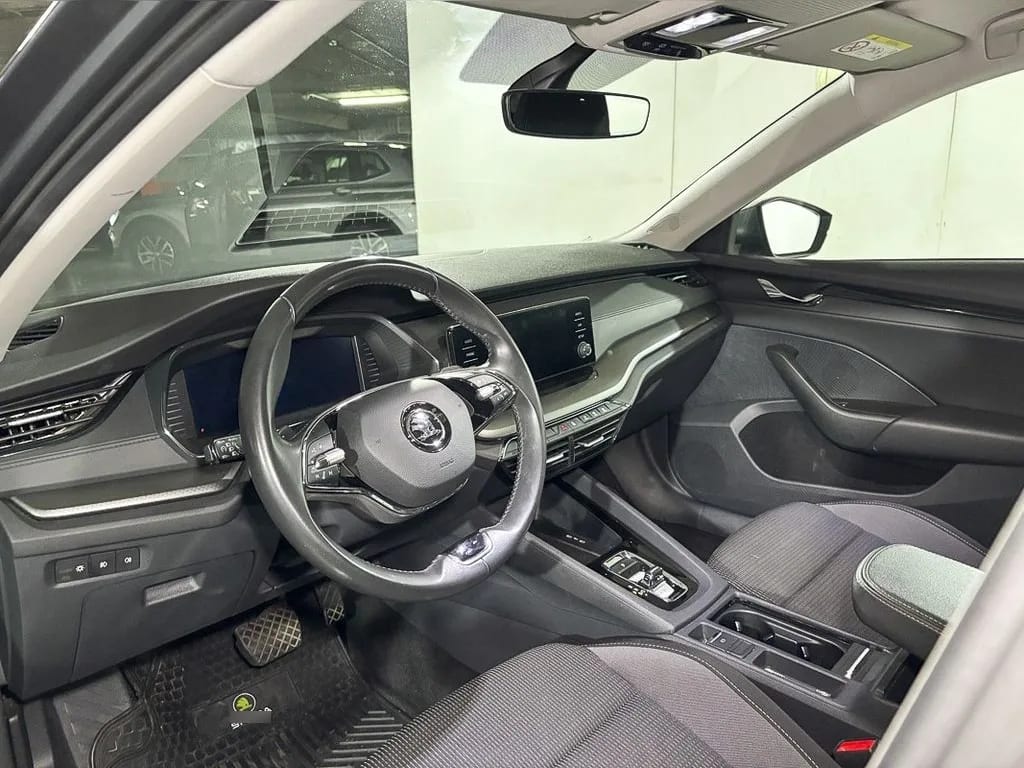 Skoda Octavia 1.4 Tsi Ambition año 2025