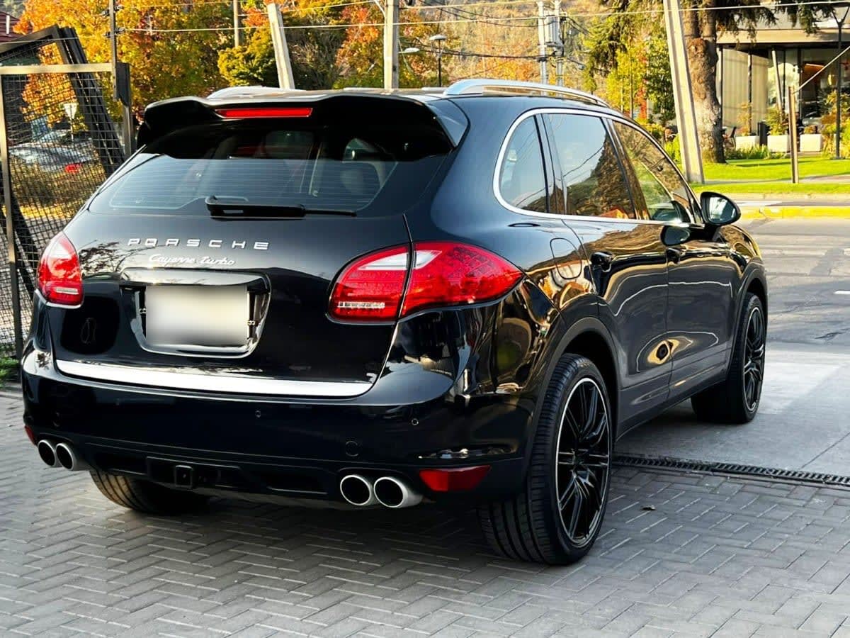 Porsche Cayenne Turbo 4.8 año 2013