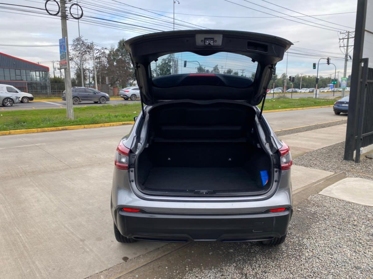 Nissan Qashqai Advance 2.0 año 2022