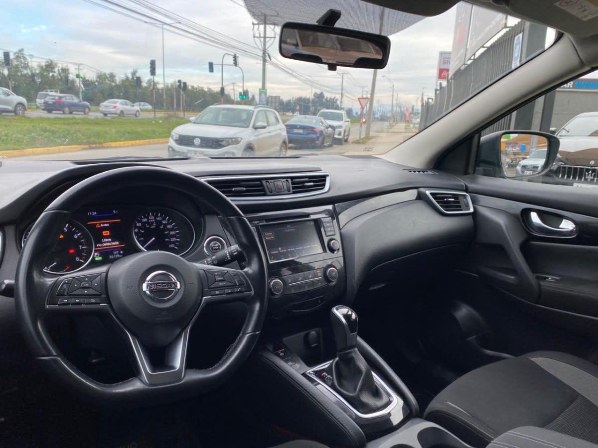 Nissan Qashqai Advance 2.0 año 2022