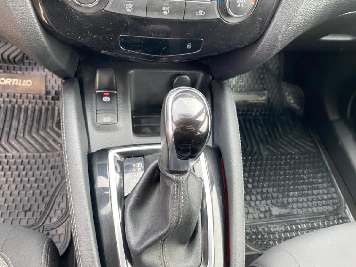 Nissan Qashqai Advance 2.0 año 2022