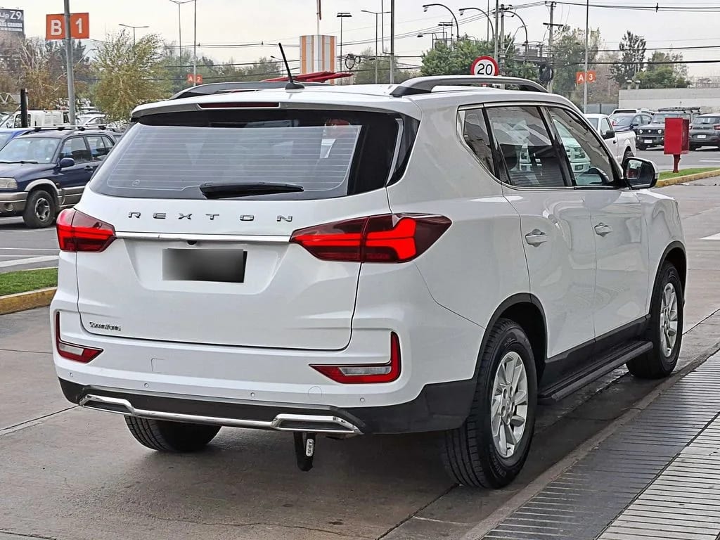 Ssangyong Rexton Otto 2.0 año 2026