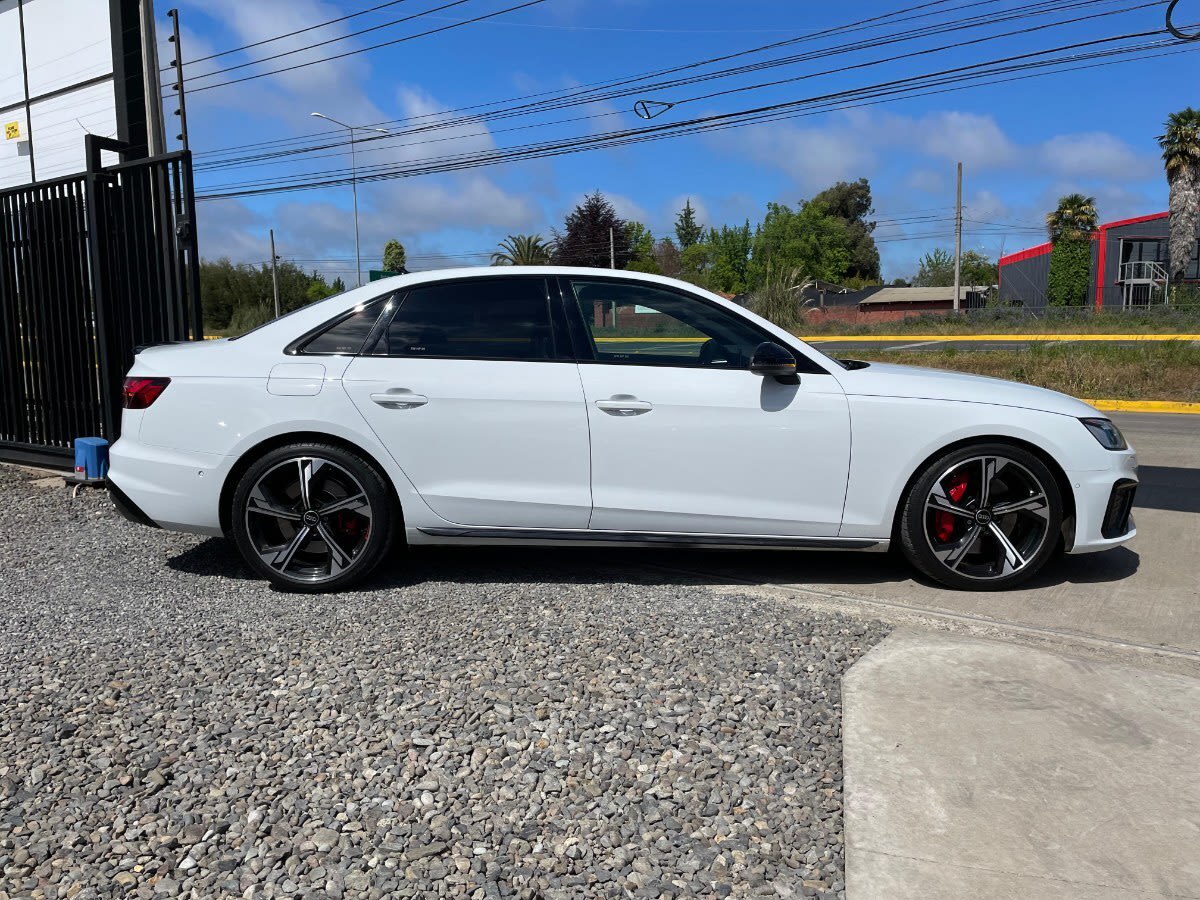 Audi S4 3.0 At año 2023