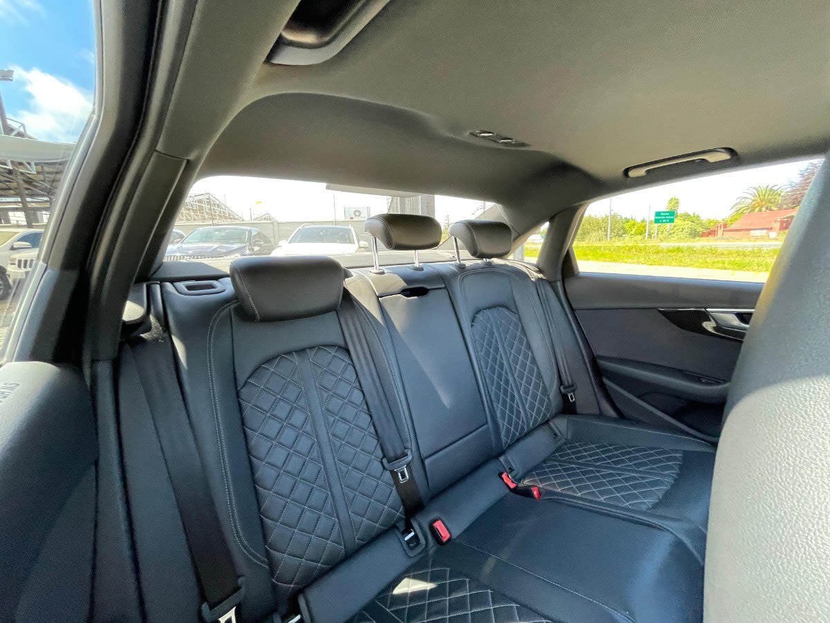 Audi S4 3.0 At año 2023