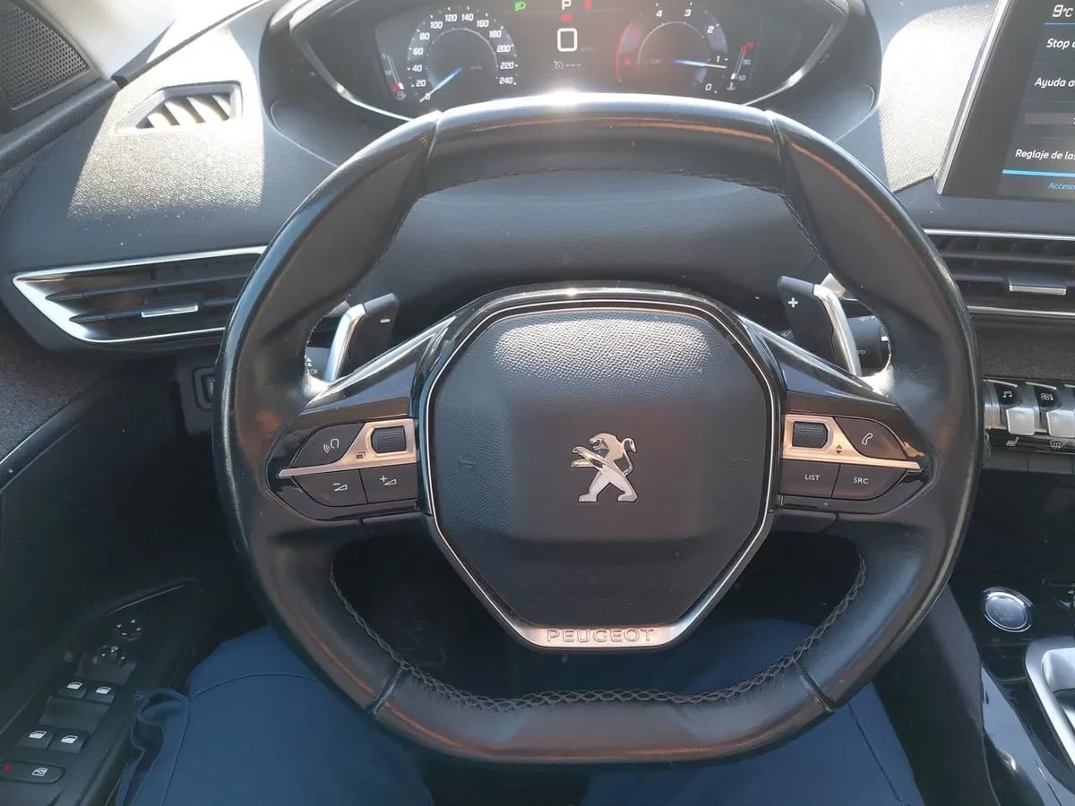 Peugeot 5008 1.5 Allure Bluehdi 4x2 130 Eat6 5p año 2020