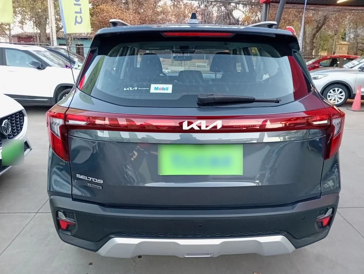 Kia Seltos 1.5 Ex 4x2 Ivt At 5p año 2024