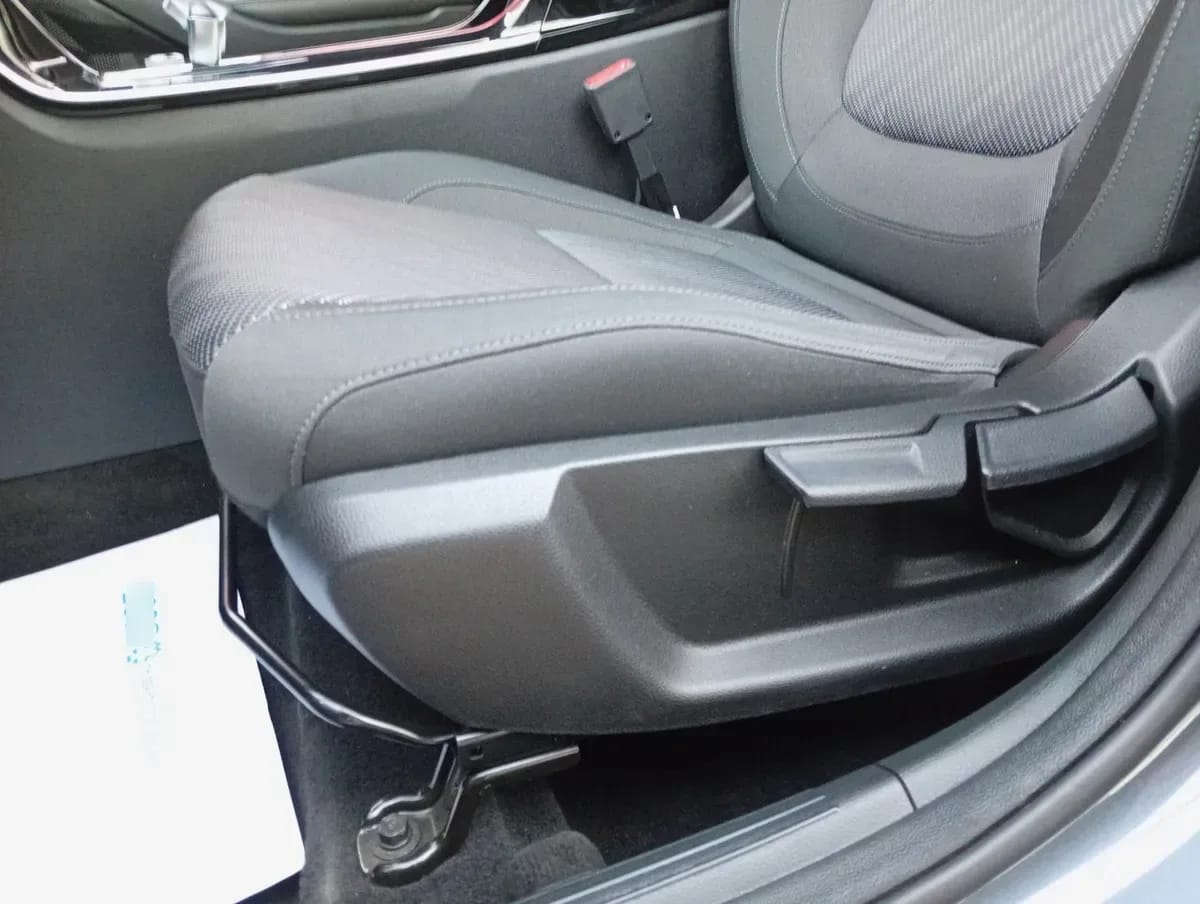 Kia Seltos 1.5 Ex 4x2 Ivt At 5p año 2024