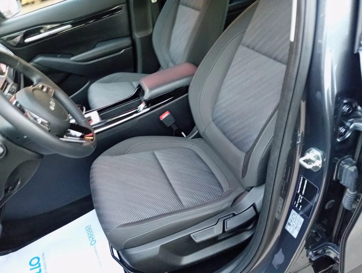 Kia Seltos 1.5 Ex 4x2 Ivt At 5p año 2024