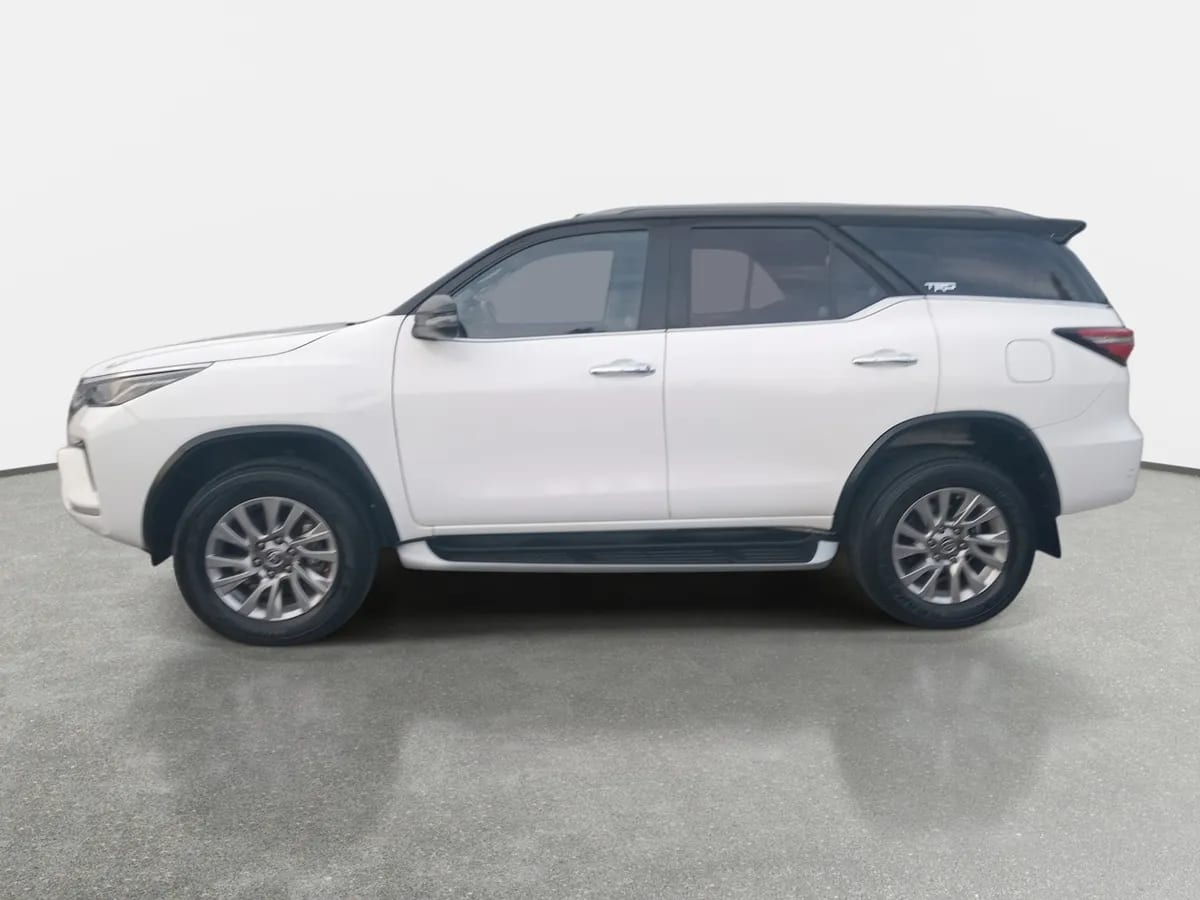Toyota Fortunner 2.7 Srx 4x2 At 5p año 2022