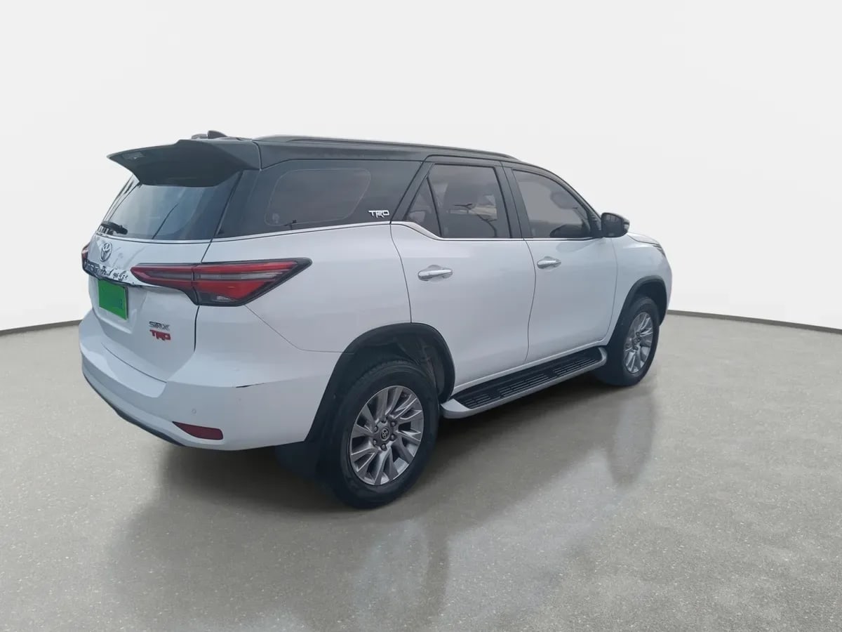 Toyota Fortunner 2.7 Srx 4x2 At 5p año 2022