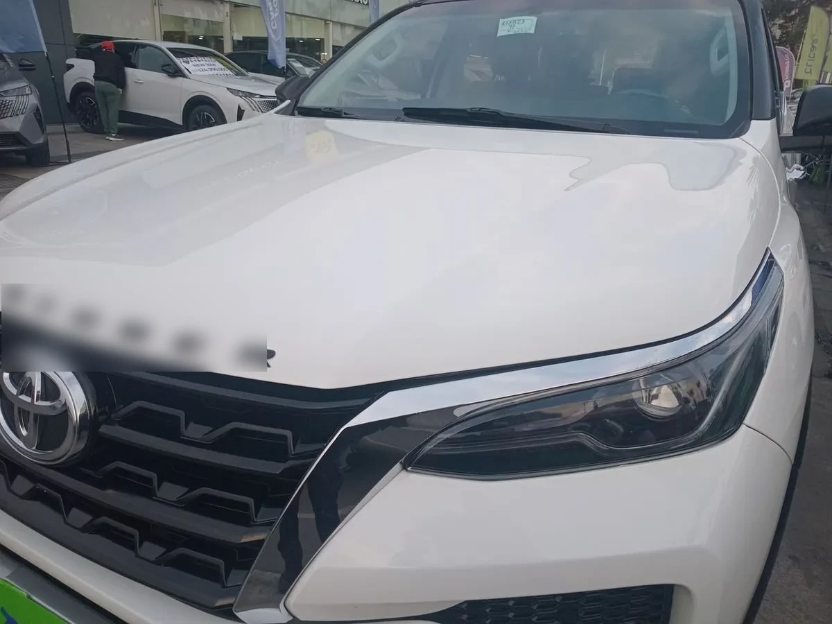 Toyota Fortunner 2.7 Srx 4x2 At 5p año 2022