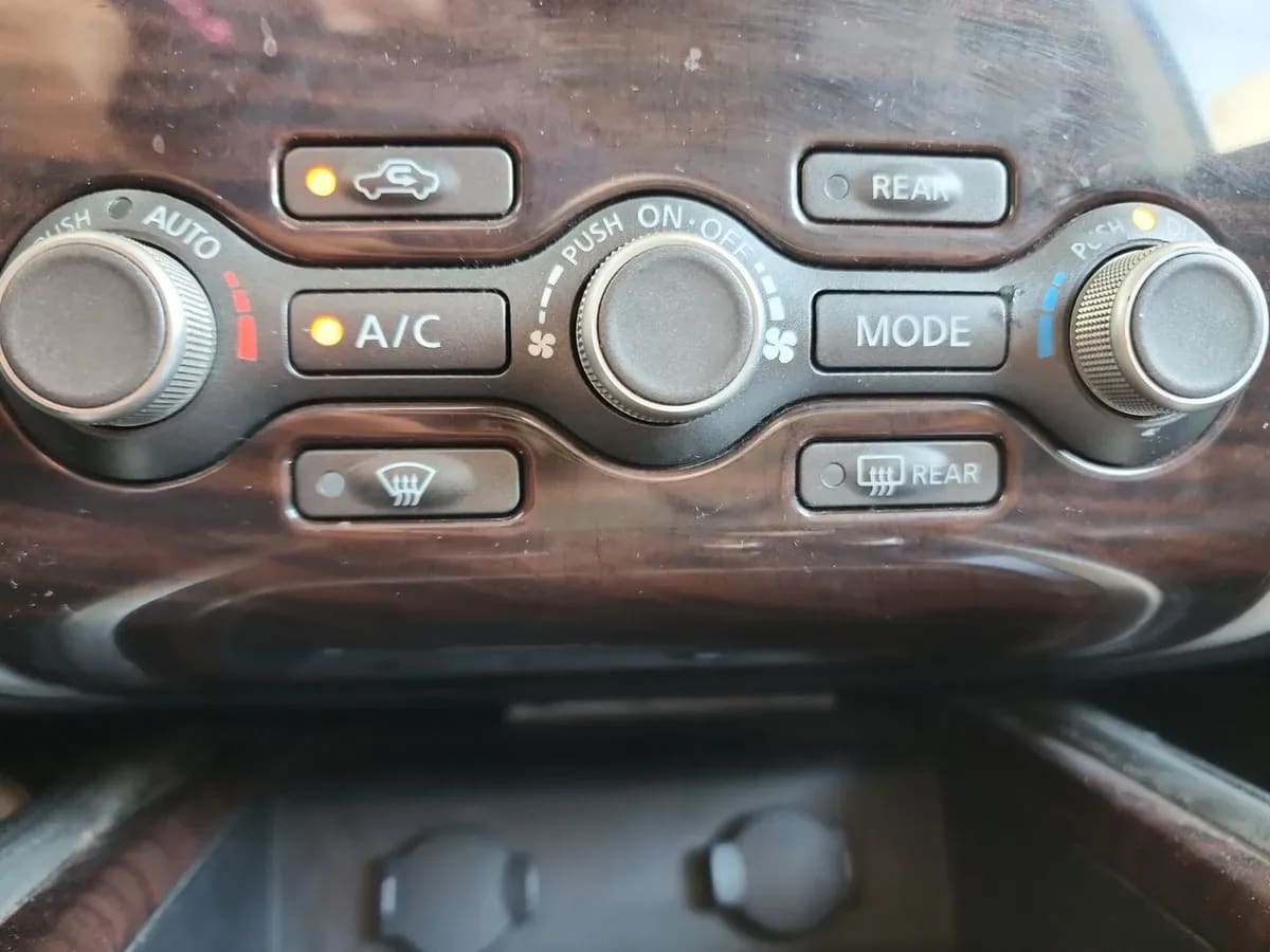 Nissan Pathfinder 3.5 Exclusive 4wd Cvt At 5p año 2016