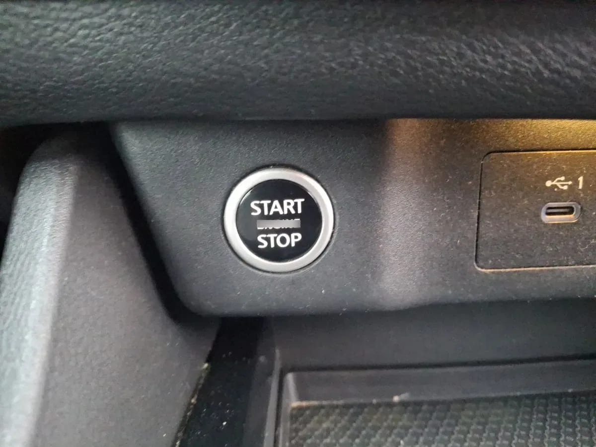 Nissan X-Trail 2.5 Sense 4x2 3row Cvt At 5p año 2024