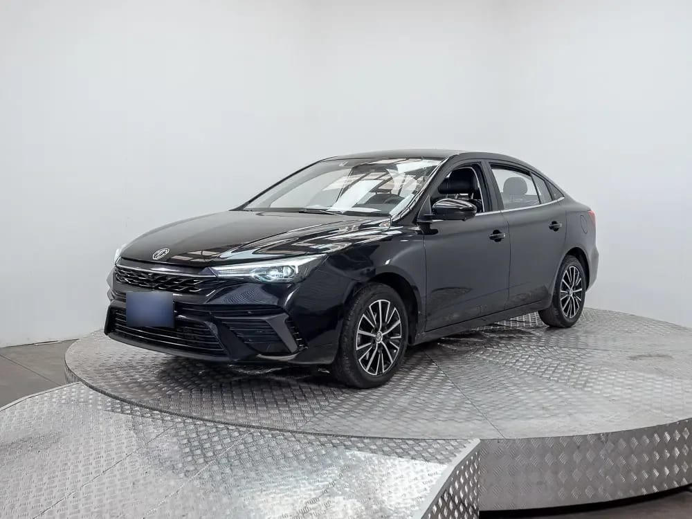 MG 5 1.5 Dlx At año 2025
