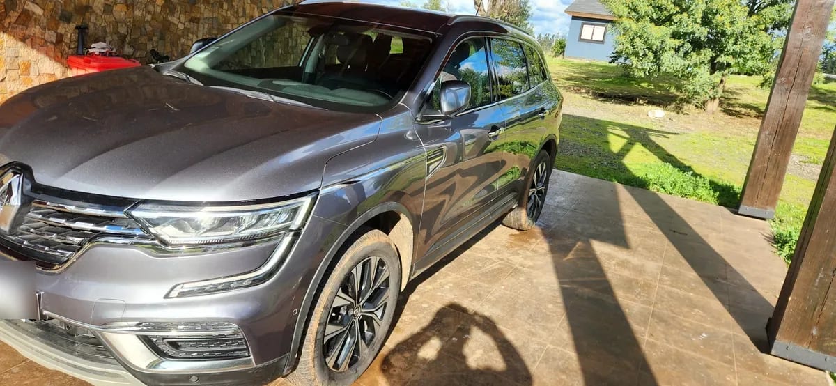 RENAULT KOLEOS 2.5 Intens At 4x2 año 2025