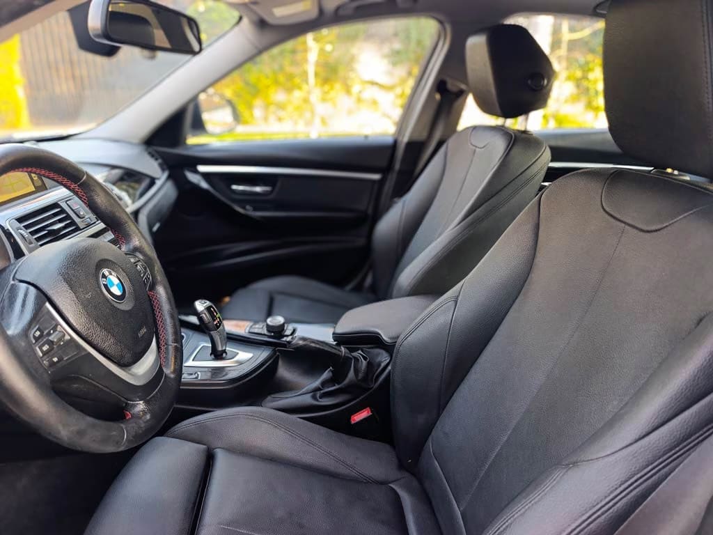BMW 318 I Sport Lci año 2017