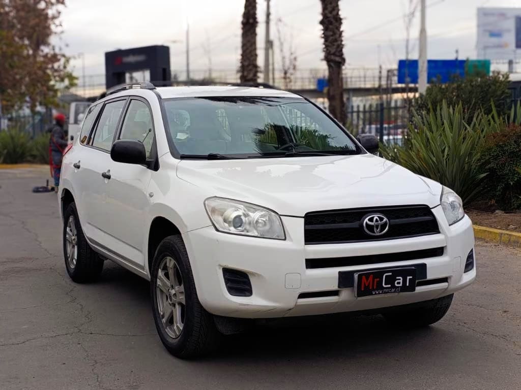 Toyota Rav4 2.4 año 2013