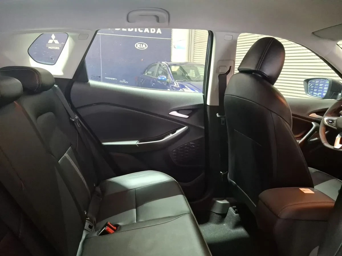 Chevrolet Tracker 1.2t Ltz T 4x2 At 5p año 2026