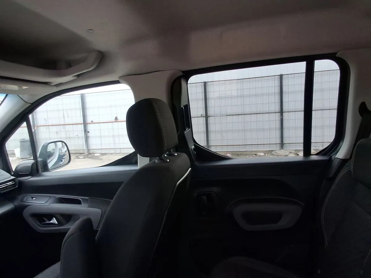 Peugeot Rifter 1.5 Mca Allure Bluehdi Diesel 130 4x2 Eat8 5p año 2025