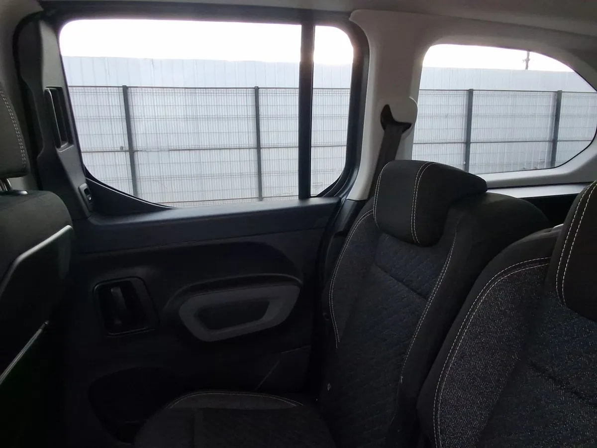 Peugeot Rifter 1.5 Mca Allure Bluehdi Diesel 130 4x2 Eat8 5p año 2025