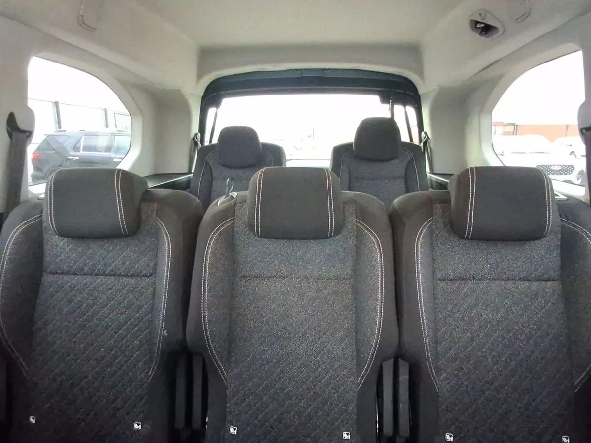 Peugeot Rifter 1.5 Mca Allure Bluehdi Diesel 130 4x2 Eat8 5p año 2025