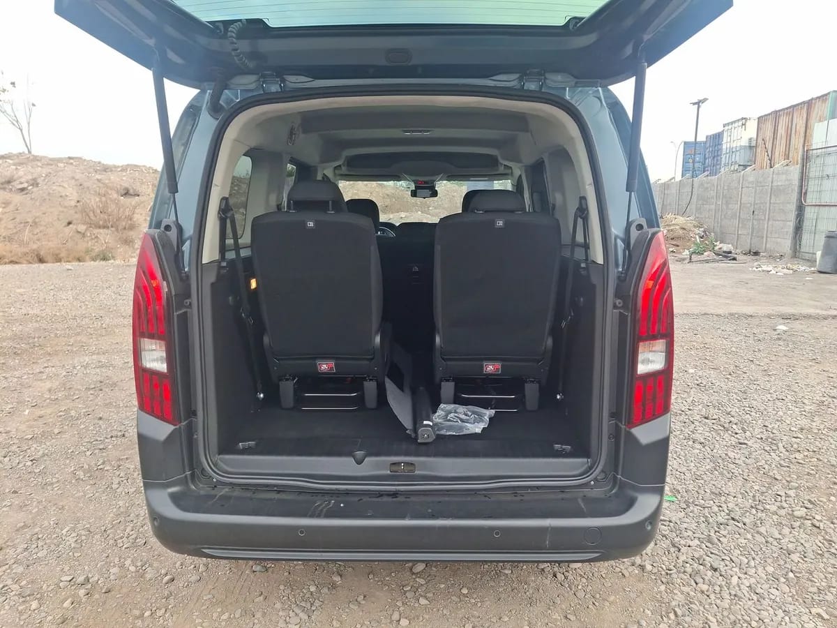 Peugeot Rifter 1.5 Mca Allure Bluehdi Diesel 130 4x2 Eat8 5p año 2025