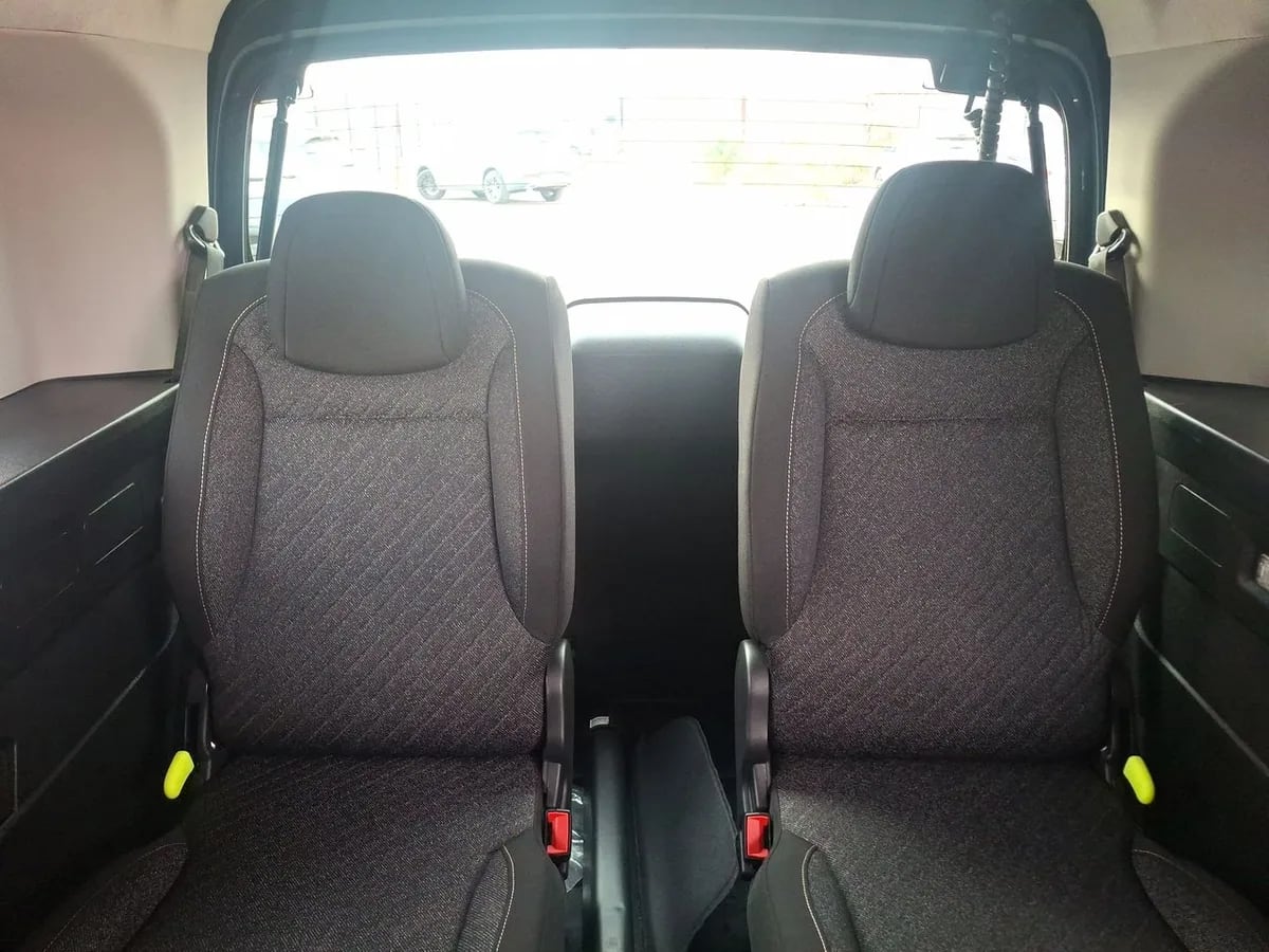Peugeot Rifter 1.5 Mca Allure Bluehdi Diesel 130 4x2 Eat8 5p año 2025