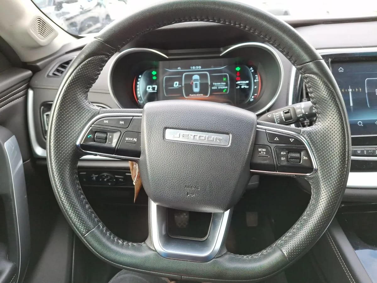 Jetour X70 1.5t Gls 4x2 Mt 5p año 2022