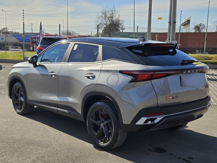 Omoda C5 1.5t Cvt Luxury año 2026