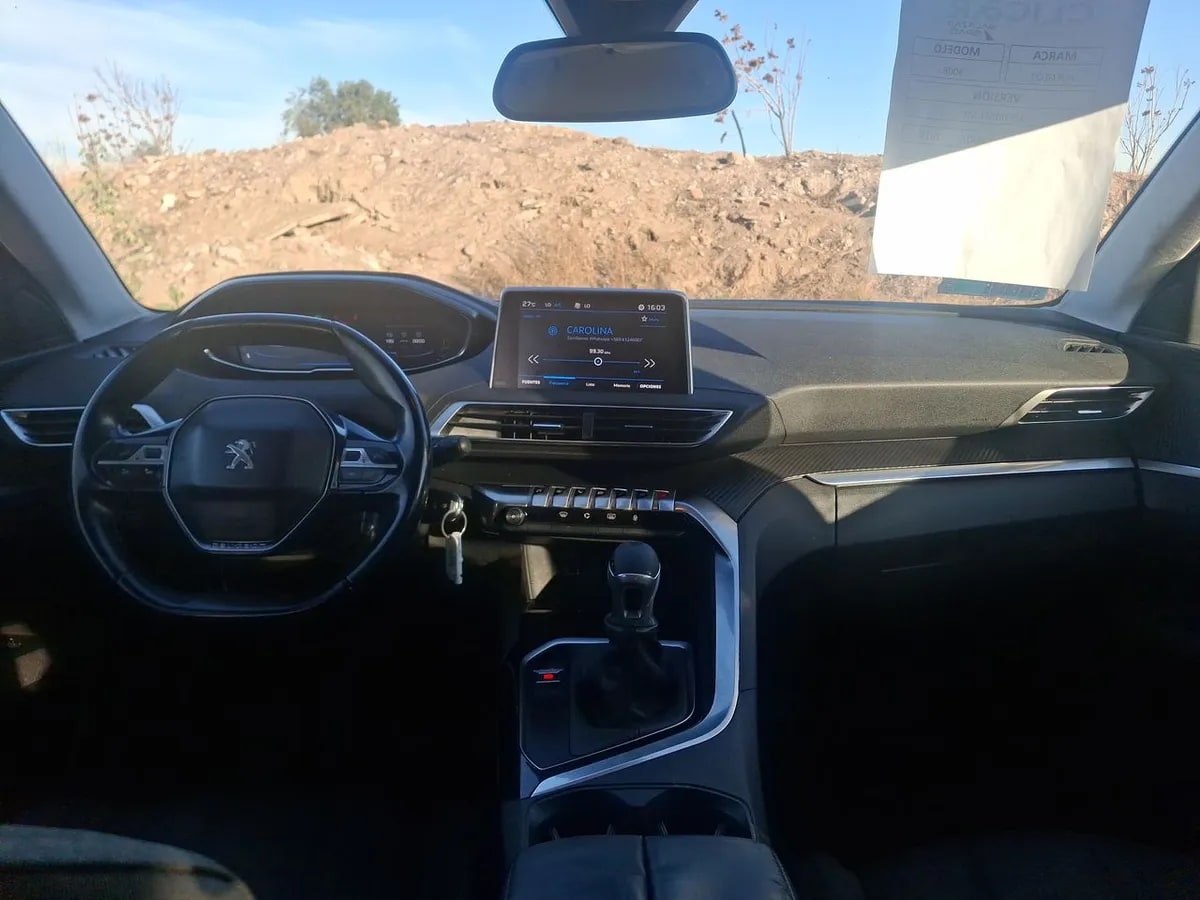 Peugeot 3008 1.5 Active Bluehdi 4x2 130 Mt6 5p año 2019