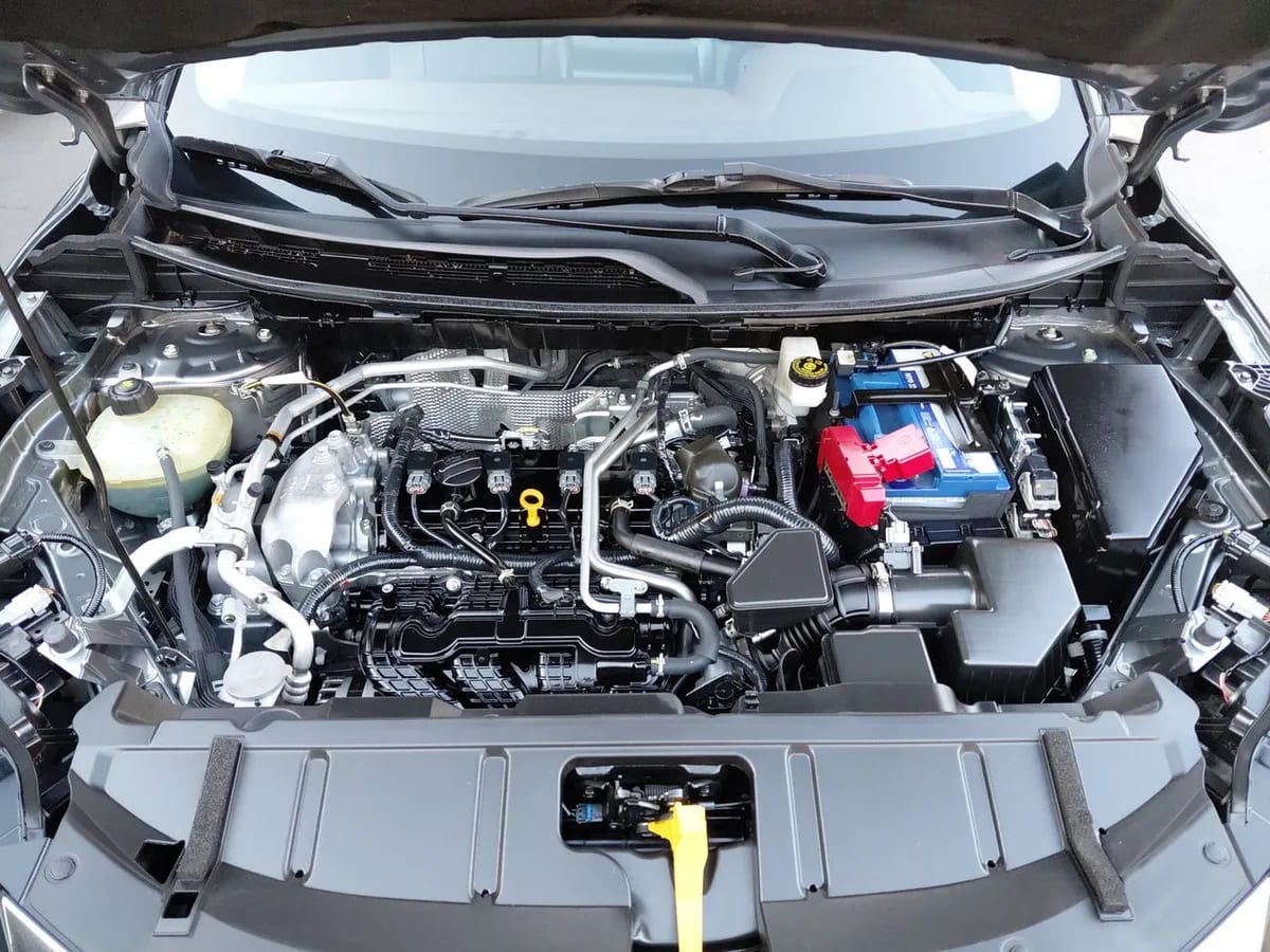 Nissan X-Trail 2.5 Advance 4x2 3row Cvt At 5p año 2023