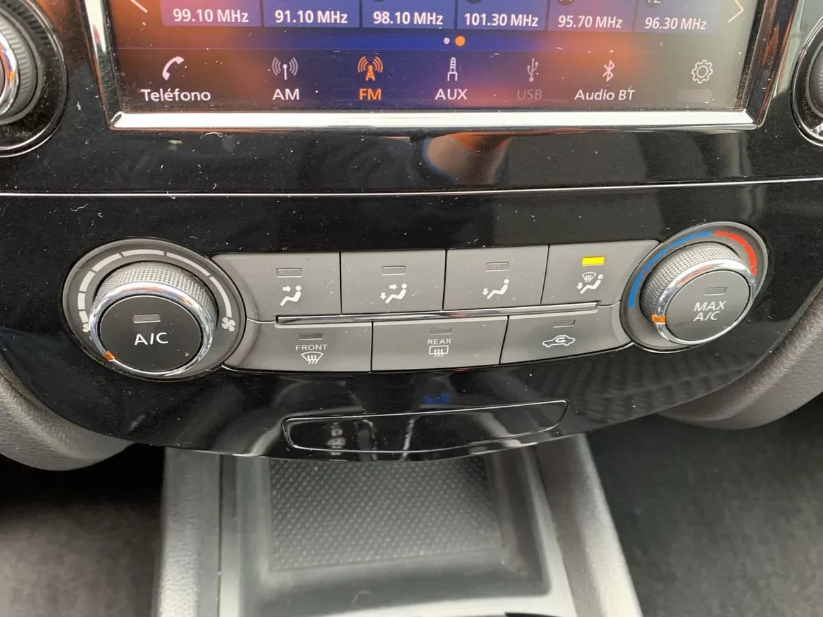 Nissan X-Trail 2.5 Sense 4x2 2row Cvt At 5p año 2023