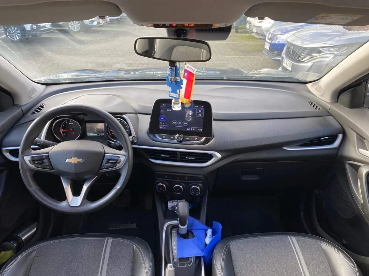 Chevrolet Tracker 1.2t Ltz R 4x2 At 5p año 2024
