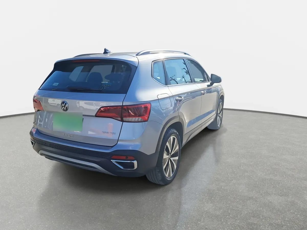 Volkswagen Taos 1.4 Tsi Comfortline 4x2 At 5p año 2026